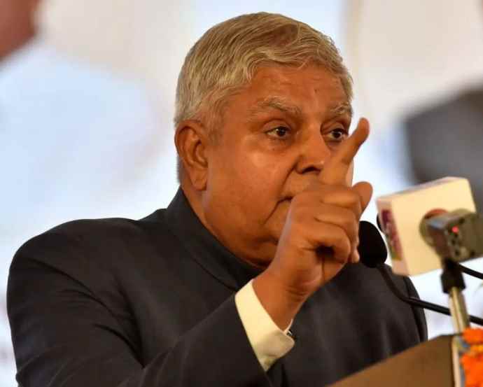 वीडियो न्यूज़ : धनखड़ बोले - नेरेटिव  के चक्रव्‍यूह से निकलना मुश्किल : पूर्व उपराष्ट्रपति जगदीप धनखड़ ने नेरेटिव के चक्रव्यूह में फंसने से बचने की दी सलाह, कहा - लोग नैतिकता दूर हो रहे