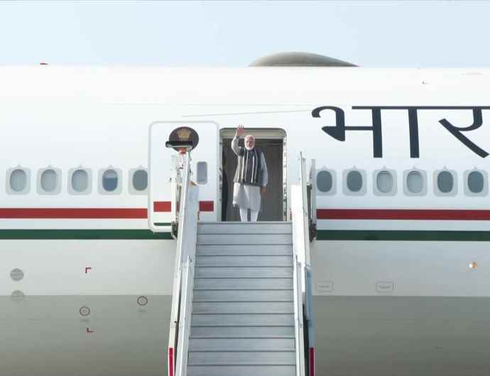 प्रधानमंत्री नरेंद्र मोदी इज़राइल के लिए रवाना : प्रधानमंत्री मोदी का यह इज़राइल का दूसरा दौरा, पीएम ने लिखा -भारत - इज़राइल के बीच मज़बूत और रणनीतिक साझेदारी