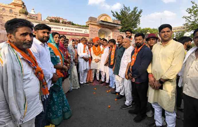 यमुना जल समझौते पर विधायक का सम्मान : खेतड़ी विधायक बोले - यमुना का पानी क्षेत्र के लिए पेयजल संकट को दूर करने में सहायक होगा