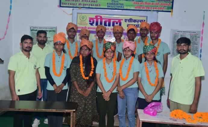 चाय दुकानदार की बेटी का JET 2025 में चयन :  सफल स्टूडेंट्स का किया सम्मान, छात्रा प्रियंका बोली - लगन से तैयारी की जाए तो सफलता निश्चित मिलेगी