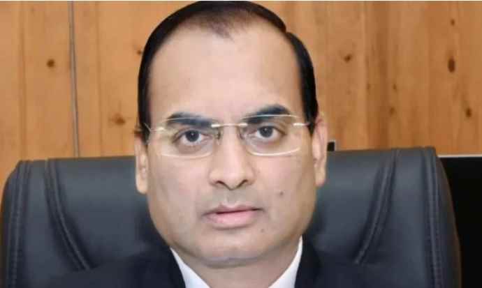 जस्टिस संजय के. अग्रवाल बने राजस्थान हाईकोर्ट के सीजे : राजस्थान हाईकोर्ट के कार्यवाहक चीफ जस्टिस संजीव प्रकाश शर्मा को लेकर हुए विवाद के बाद फैसला