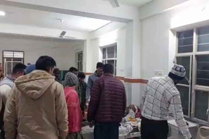 प्रतापगढ़ में दो बाइकों में आमने सामने की भिंडत : हादसे में तीन युवकों की मौत, दो गंभीर घायल, होटल से खाना खाकर लौट रहे थे घर