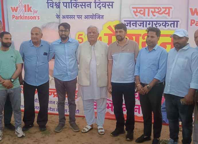 वीडियो न्यूज़ : नीमकाथाना में कल मैराथन दौड़ का आयोजन : विजेता धावकों को तीन श्रेणियों में नगद ईनाम, पूर्व मंत्री की नीमकाथाना जिले के लोगों से अपील, सुबह 6 बजे शुरू होगी दौड़