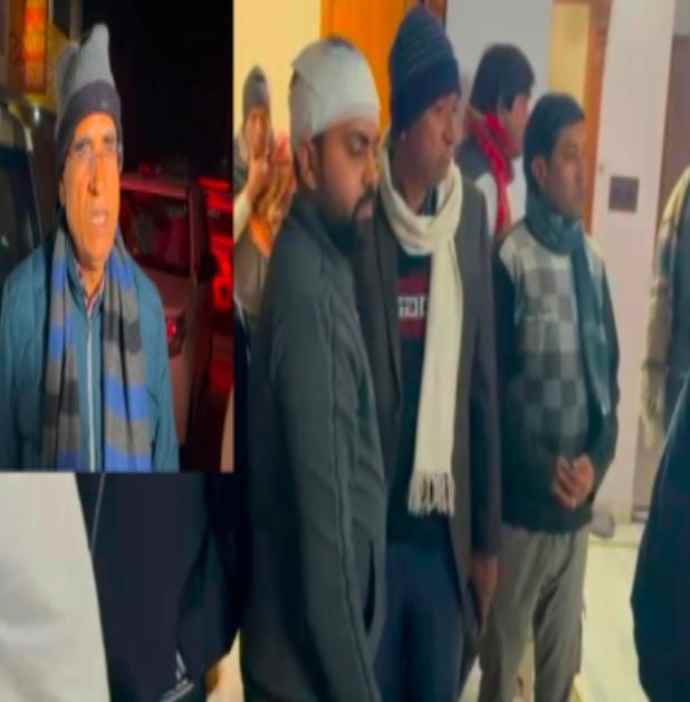 वीडियो लाइव : नीमकाथाना में घरों में घुसकर लूटपाट की कोशिश : नकाबपोशो ने घर में घुसकर की फायरिंग , एक युवक घायल , महिलाओ के साथ की बदतमीजी