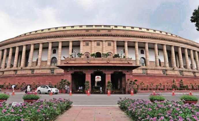 वीडियो एक्सपलेनर : राजस्थान में  37 लोकसभा सीट करने का सुझाव : वसुंधरा राजे के बेटे और हनुमान बेनीवाल की सीट होगी रिजर्व,  सीकर सीट 3 भागों में बांटने का सुझाव