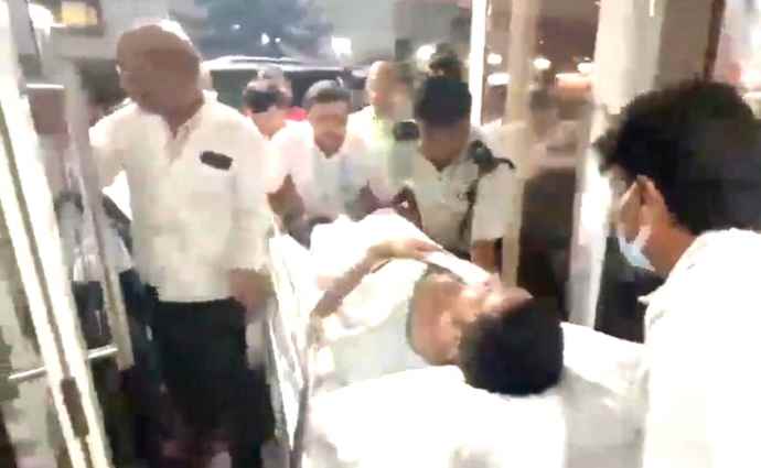 TMC सांसद अभिषेक बनर्जी पर हमला :  चुनाव के बाद हुई हिंसा के पीड़ित टीएमसी कार्यकर्ताओं से मिलने पहुंचे थे, भाजपा कार्यकर्ताओं पर आरोप