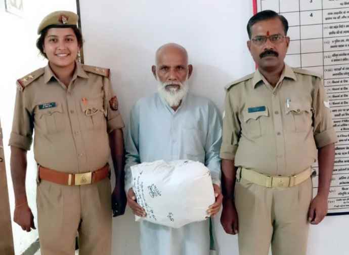 सीकर पुलिस की बड़ी कार्रवाई : जीणमाता पुलिस ने गांजा बेचने के मामले में बुजुर्ग को किया गिरफ्तार, 237.85 ग्राम गांजा भी बरामद