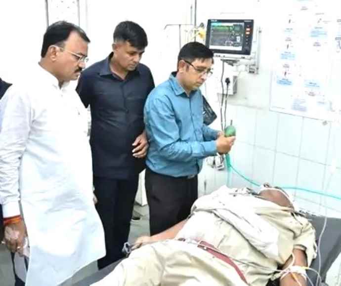 डिप्टी सीएम के जवान की मौत : एमआई रोड पर ड्यूटी जाने के दौरान हुआ हादसा , डिप्टी सीएम अस्पताल पहुंचे