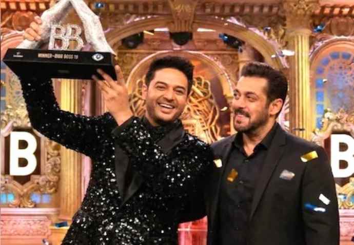 बिग बॉस 19 के विजेता बने गौरव खन्ना : मिला 50 लाख रुपए का कैश प्राइज, CID और अनुपमा जैसे टीवी शो में आ चुके नजर, कहा - यह एक आम इंसान की जीत