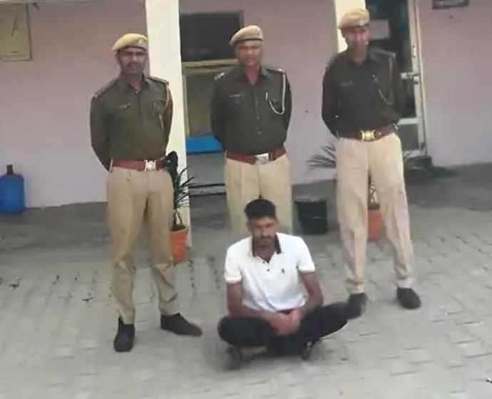मेहाड़ा पुलिस की अवैध हथियारों के खिलाफ कार्रवाई : जिंदा कारतूस के साथ एक गिरफ्तार, आरोपी पुलिस को देख पहाड़ी की तरफ भागने लगा, पीछा कर दबोचा