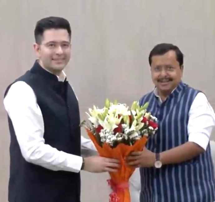 AAP के 7 सांसद भाजपा में होंगे शामिल : राघव चढ्ढा ने भाजपा अध्यक्ष से की मुलाकात, पंजाब सीएम बोले - वे पंजाब को रिप्रेजेंट नहीं करते, वे देशद्रोही हैं