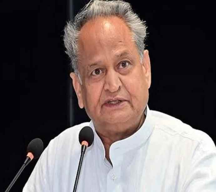 पूर्व सीएम गहलोत आज आयेंगे नीमकाथाना : गहलोत नीमकाथाना के मावन्डा कला में शहीद दाताराम सैनी की मूर्ति का करेंगे अनावरण