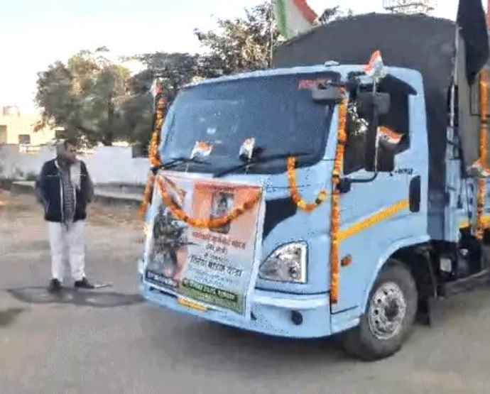 सीआरपीएफ जवान पंचतत्व में विलीन : युवाओं ने निकाली तिरंगा यात्रा, जवानों ने हवाई फायर कर दी सलामी, 9 दिसंबर को जवान कर्मवीर को प्रमोशन मिला था