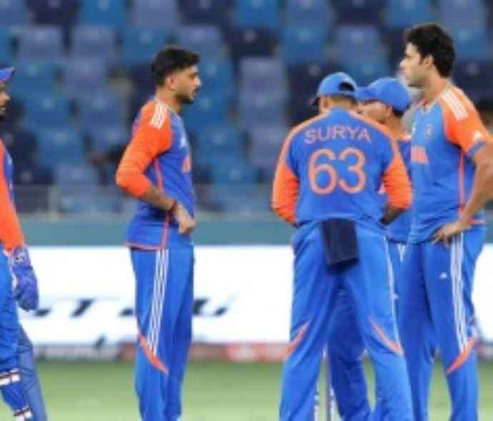 एशिया कप 2025 में भारत का विजयी आगाज : भारत ने UAE को 9 विकेट से हराया, कुलदीप प्लेयर ऑफ द मैच रहे, पारी में गेंद बाकी रहते सबसे बड़ी जीत