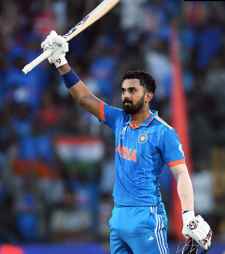 भारत ने जीता लगातार 9 वाँ मैच  : आखिरी मुकबले में नीदरलैंड्स को 160 रनों से हराया,   श्रेयस ने 128 रन की खेली नॉटआउट पारी , विराट टूर्नामेंट के टॉप स्कोरर